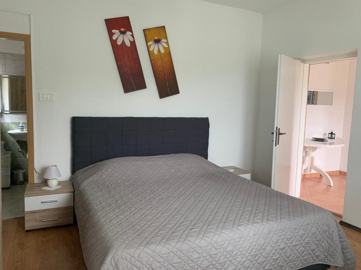 Apartmani Spomenka Seline Dış mekan fotoğraf