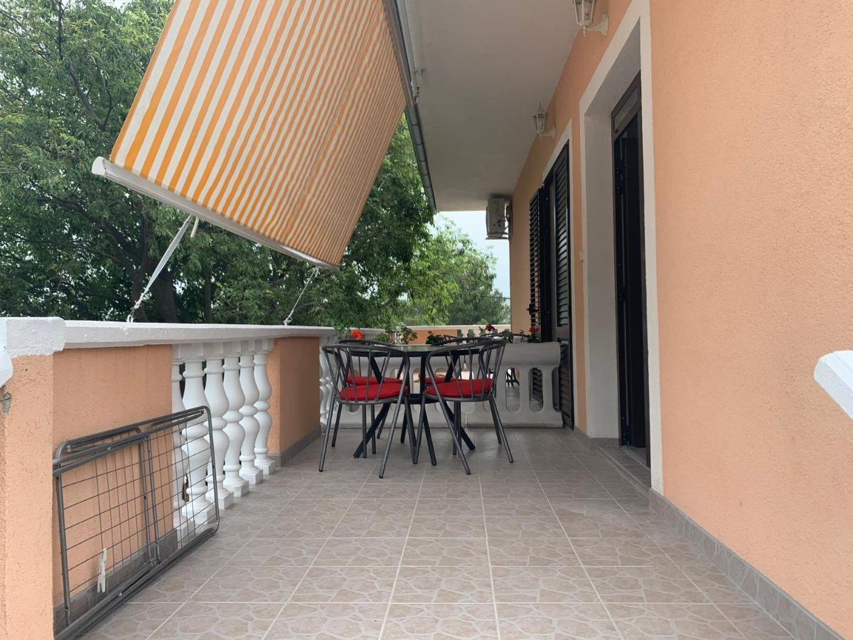 Apartmani Spomenka Seline Dış mekan fotoğraf